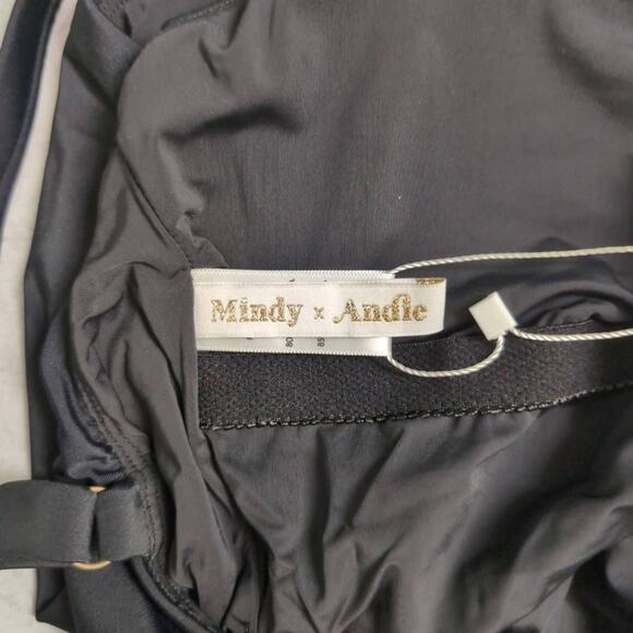 NWT Mindy X Andie Marco Black V-Neck Adjustable Straps One Piece Swimsuit MT - Picture 5 of 9